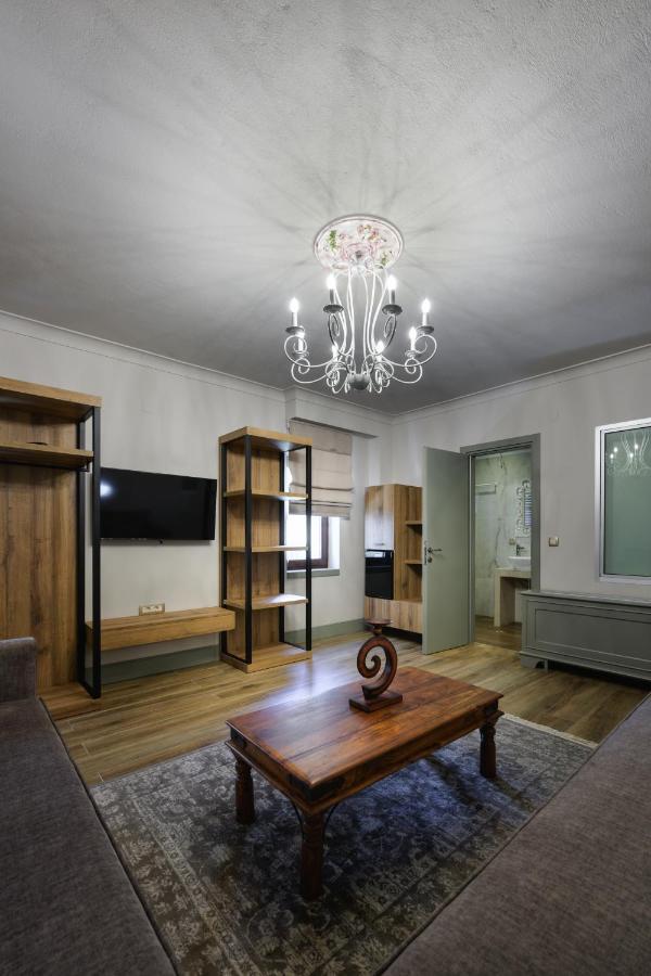 Albero Hotel Perama  ภายนอก รูปภาพ