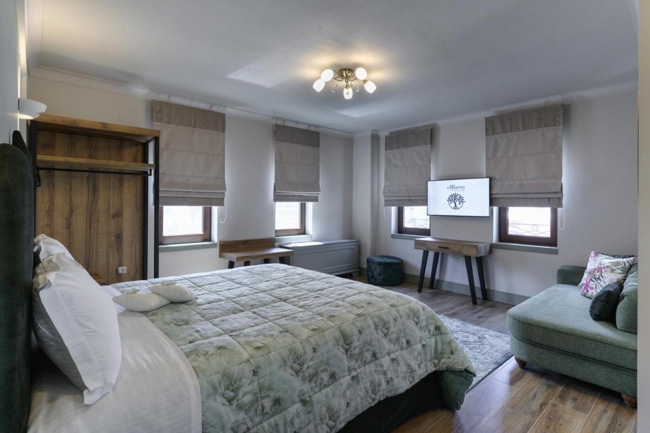 Albero Hotel Perama  ภายนอก รูปภาพ