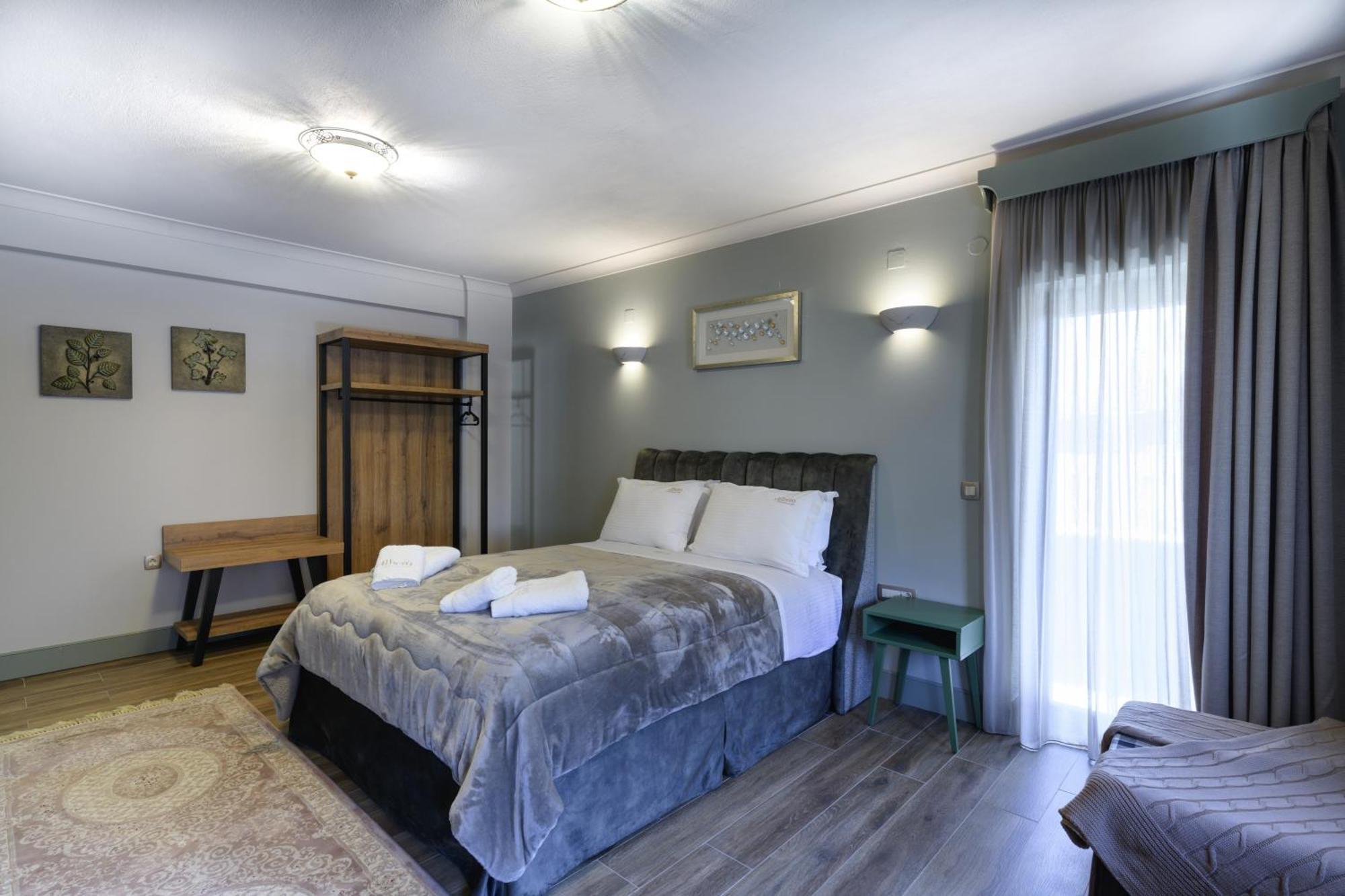 Albero Hotel Perama  ภายนอก รูปภาพ
