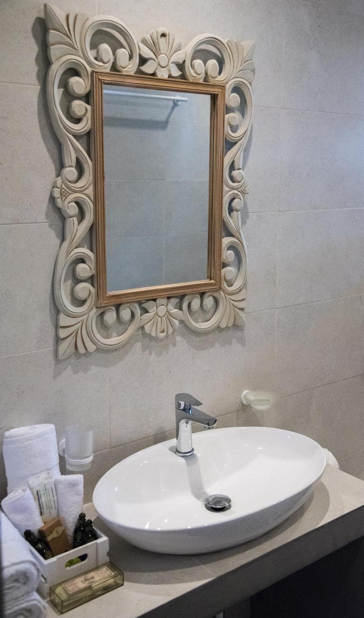 Albero Hotel Perama  ภายนอก รูปภาพ